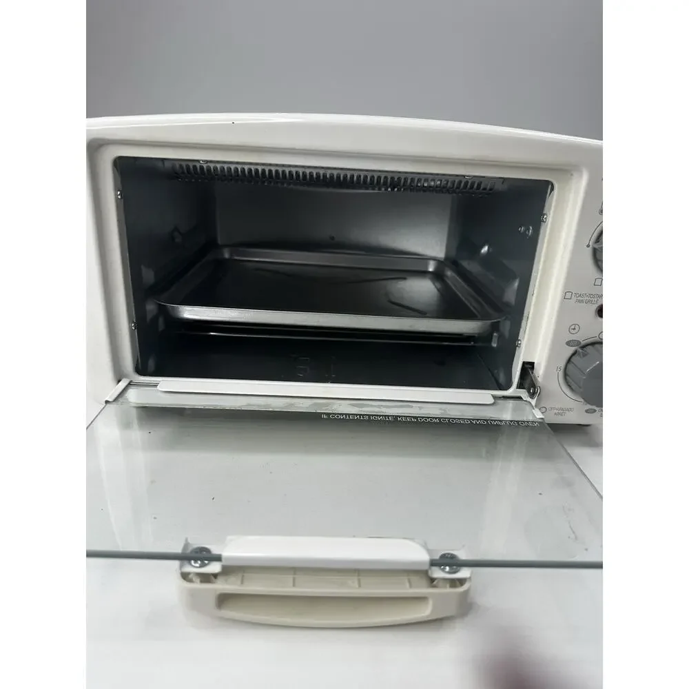 Proctor-Silex Vintage 31116 Space Saver Countertop RV 4 Slice Toaster Oven